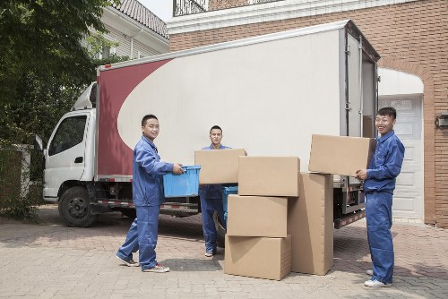 Practical student storage solution for moving in Gospeloak